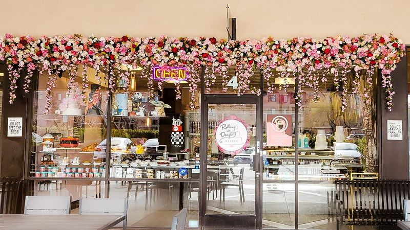 Rolling In Dough Bakery (Las Vegas)
