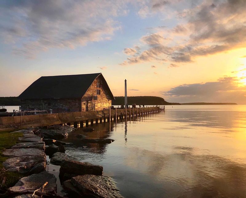 A Gentle Loop Past Anderson Dock And Along The Shore