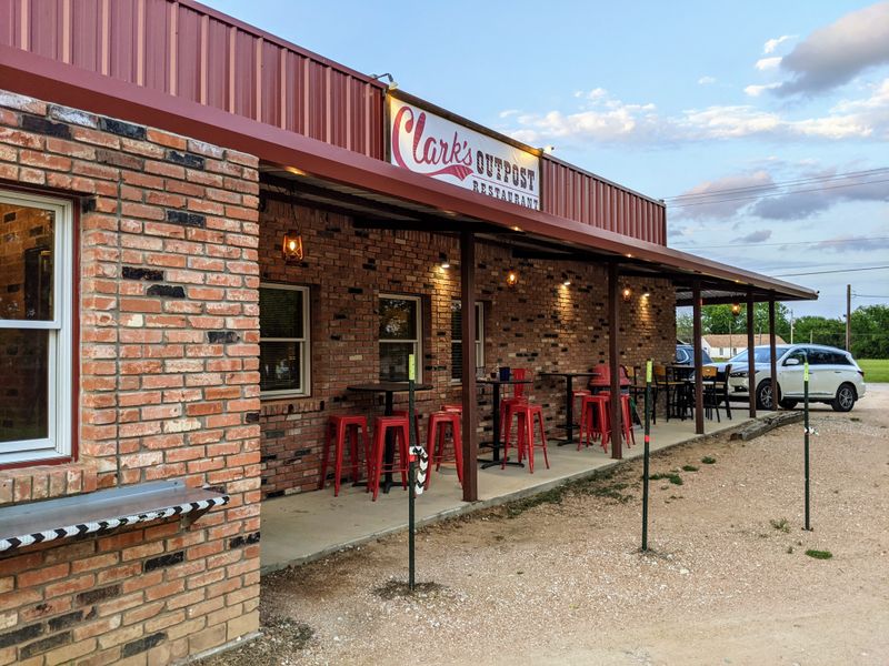 Clark's Outpost, Texas