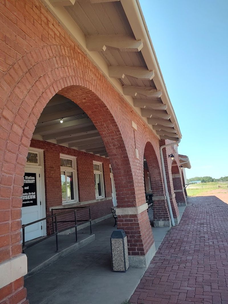 Finding The Station in Waynoka