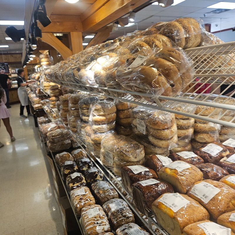 Exploring the Amish Market While You're There