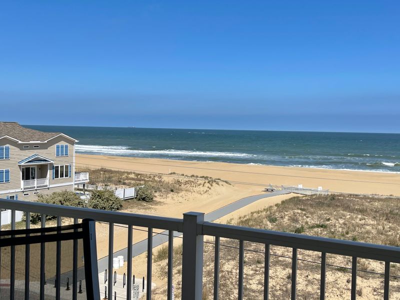 Sandbridge Market for Quick Provisions