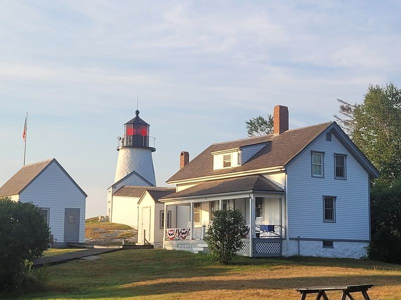 Burnt Island Light Station