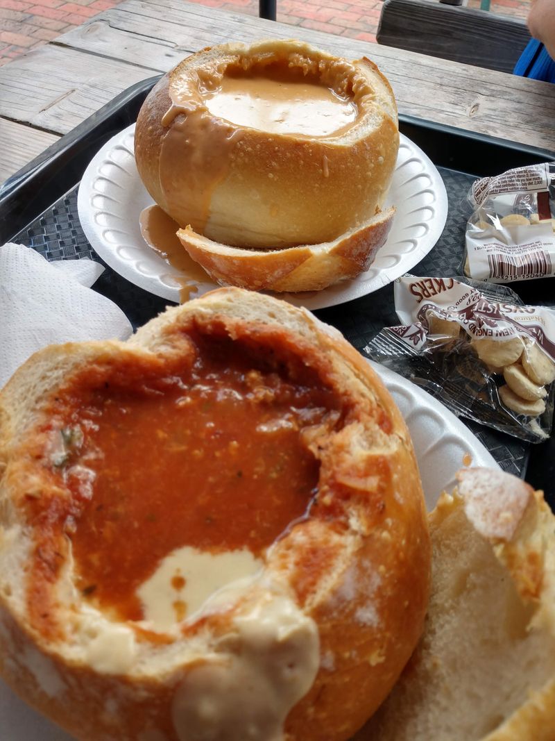 Manhattan Clam Chowder For The Tomato-Base Loyalists