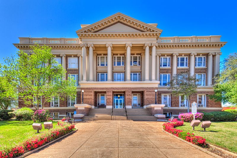 The Anderson County Courthouse