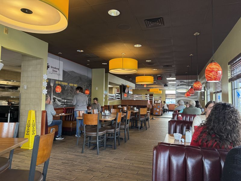 Classic Diner Atmosphere That Feels Like Home