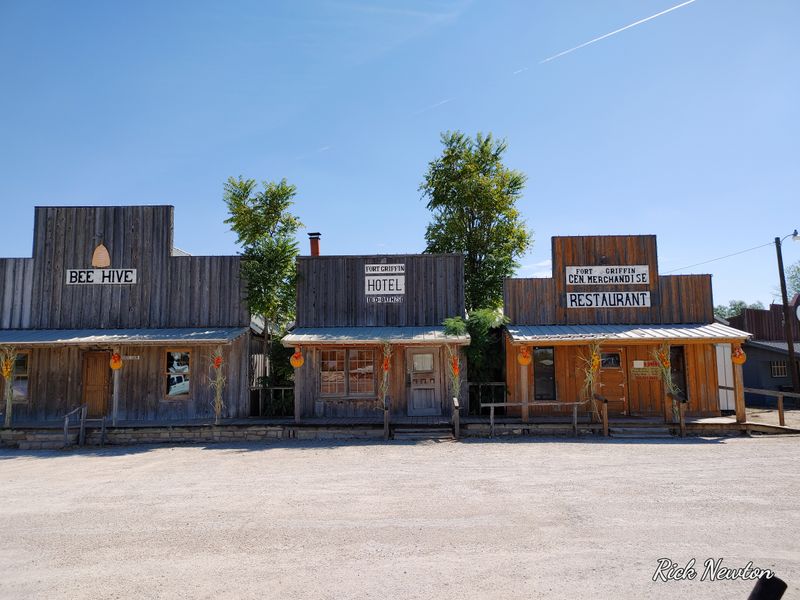 The Beehive Restaurant & Saloon, Texas