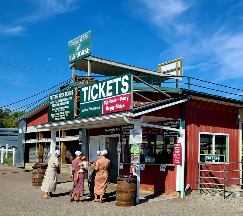 Turn The Drive Into A Scenic Loop Through Farm Roads And Small Signs 