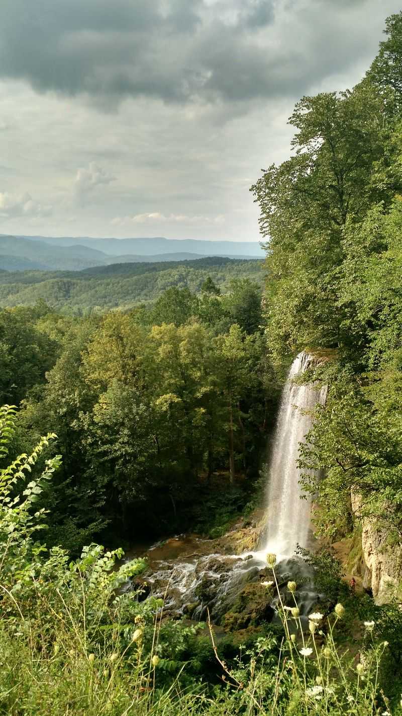 Falling Spring Falls Creates Natural Drama