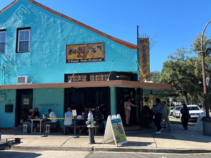 Lil Dizzy’s Cafe
