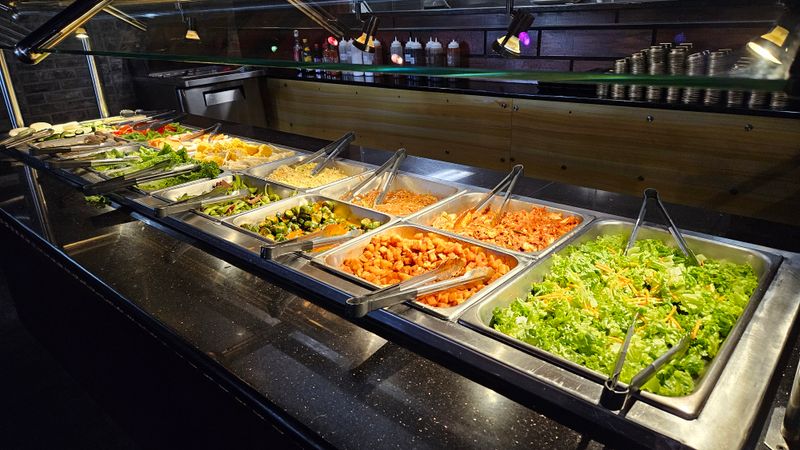 Salad Bar Offers Fresh Vegetables and Traditional Korean Sides