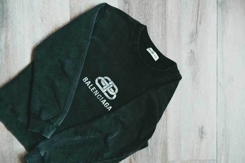 Designer And Brand-Name Items For Pennies On The Dollar