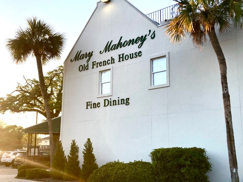 Mary Mahoney's Old French House, Biloxi