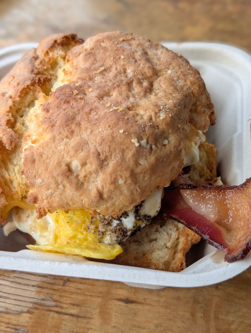 Honest Biscuits Fresh Biscuit Snack (Quick And Filling)