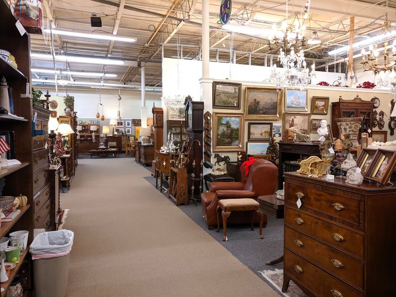 Over Two Hundred Fifty Independent Dealers Under One Roof