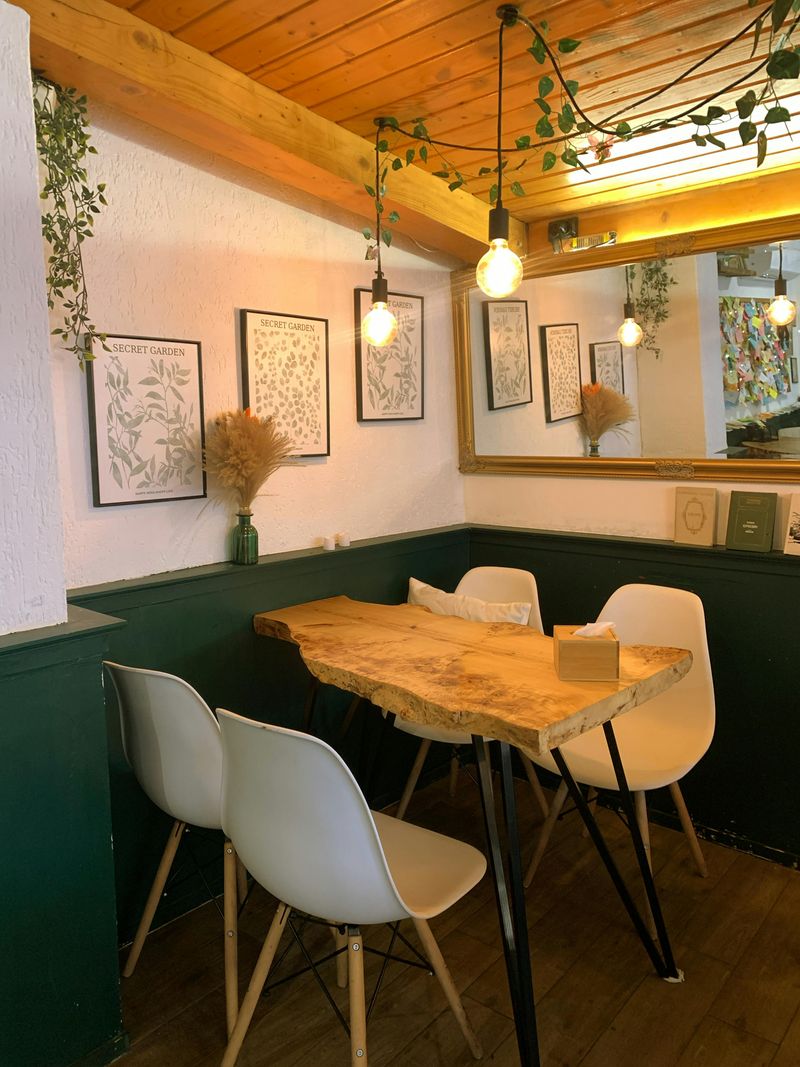 Minden's Local Cuisine And Warm Drinks