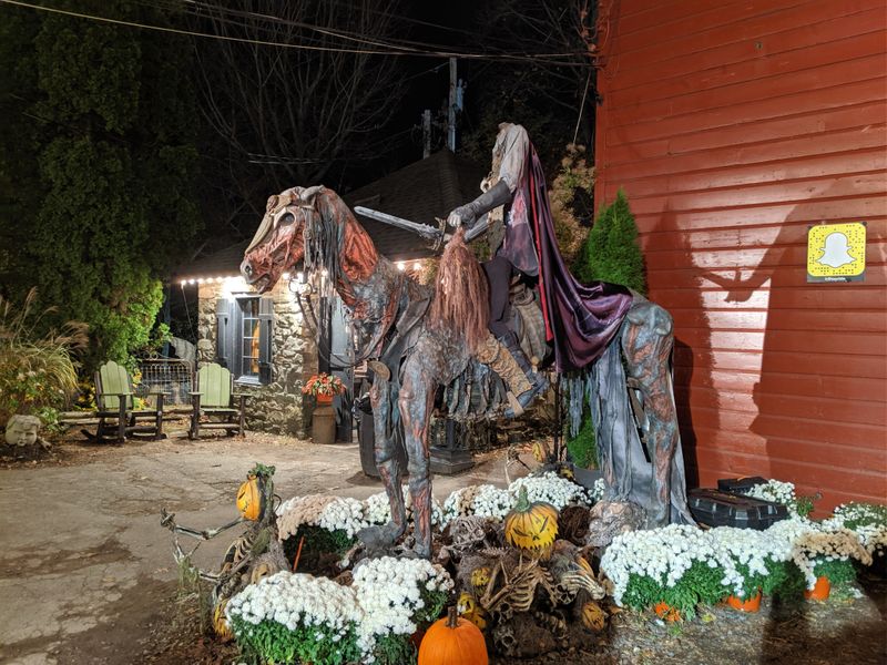 Ulster Park Headless Horseman Attraction