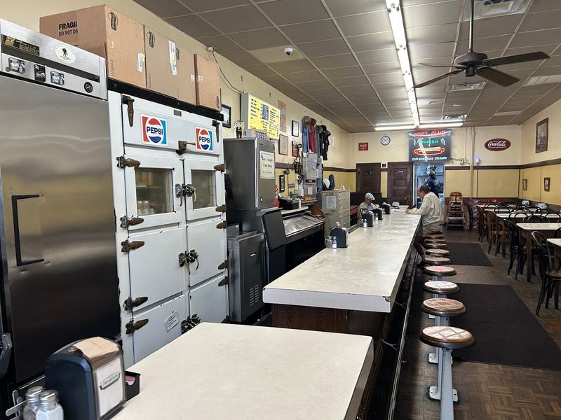 Fort Wayne's Famous Coney Island: Coney Dogs