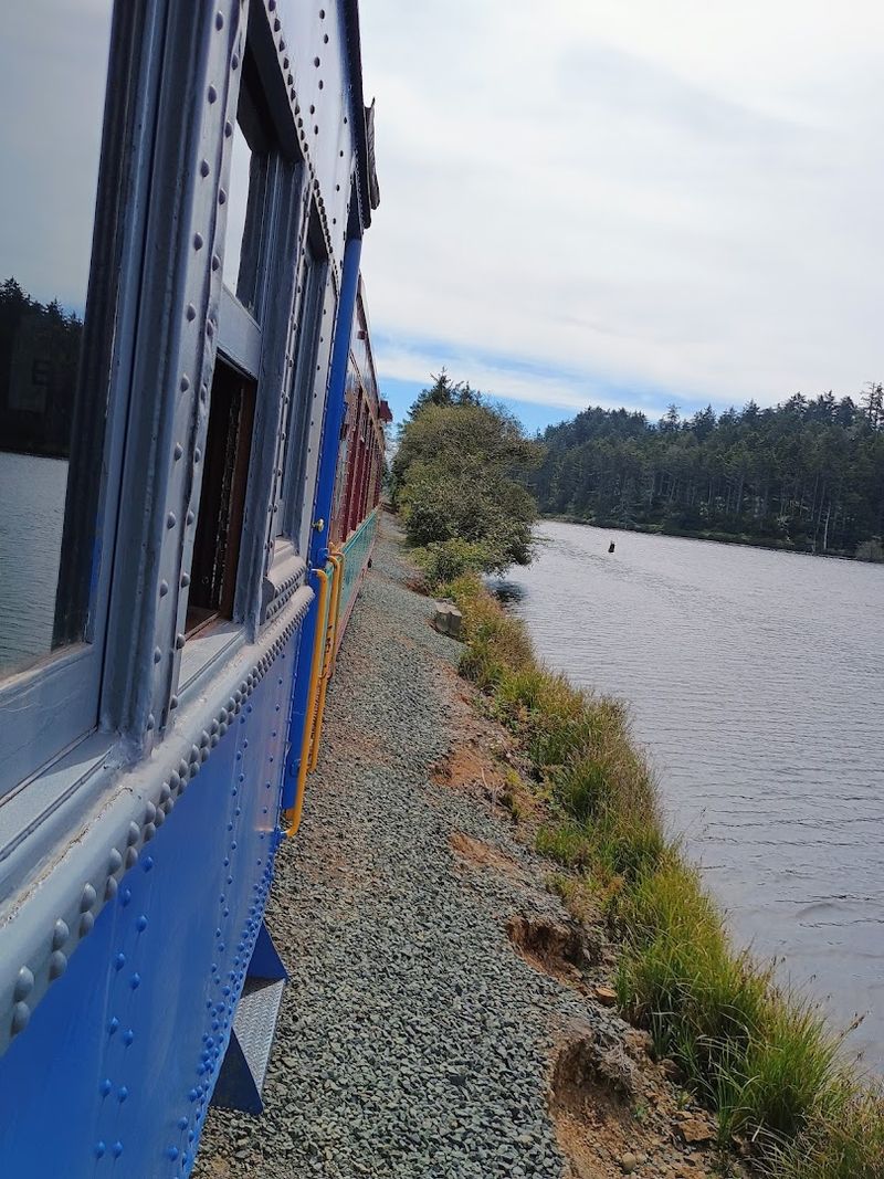 Scenic Routes Connect Charming Coastal Communities