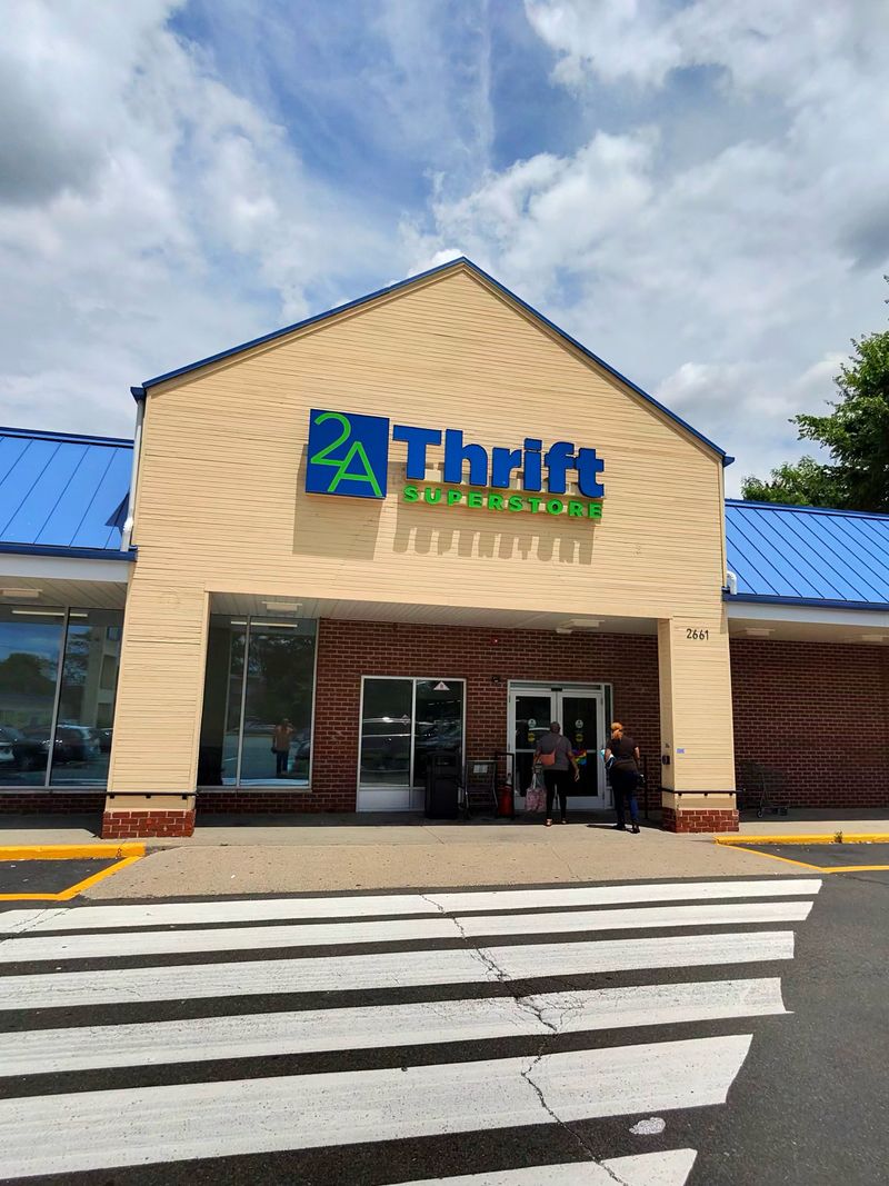 2nd Ave Thrift Superstore (Union), New Jersey