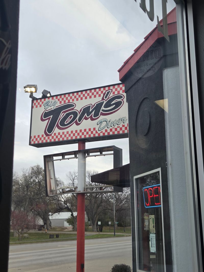 Big Tom’s Diner In Pierre