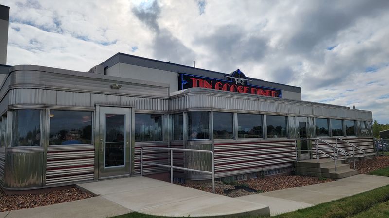 Tin Goose Diner