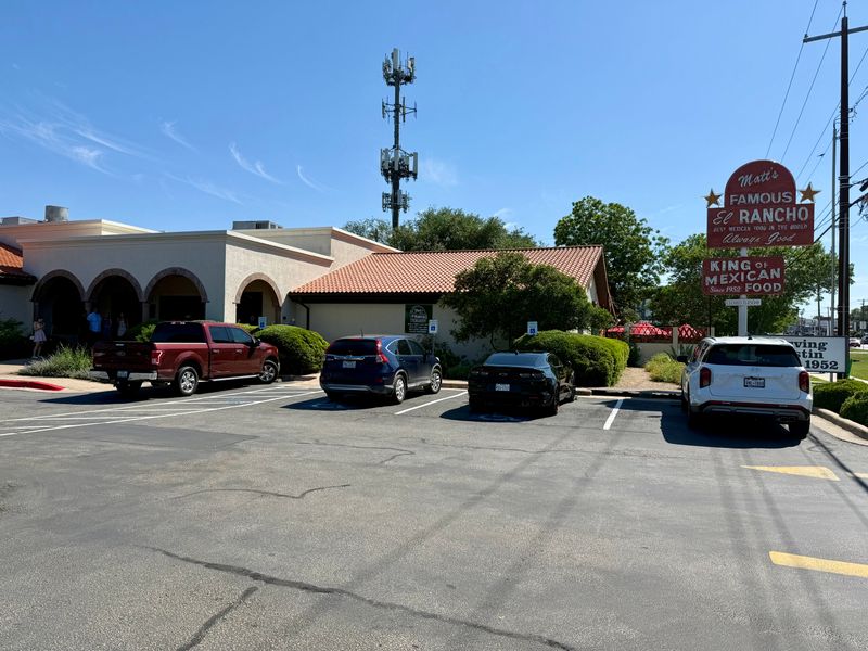 Quick Service That Keeps Traffic Moving