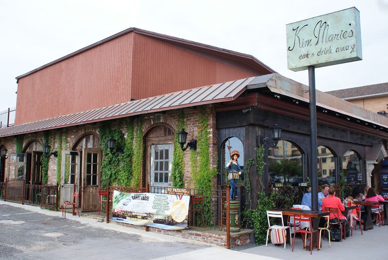 Kim Marie's Eat n Drinkaway, New Jersey