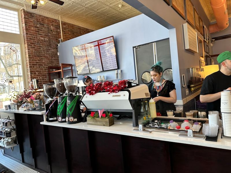 Service That Balances Efficiency With Genuine Warmth