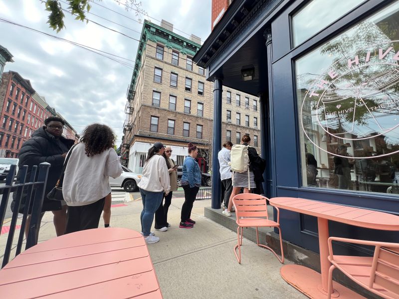 Service With Genuine Smiles and Efficiency