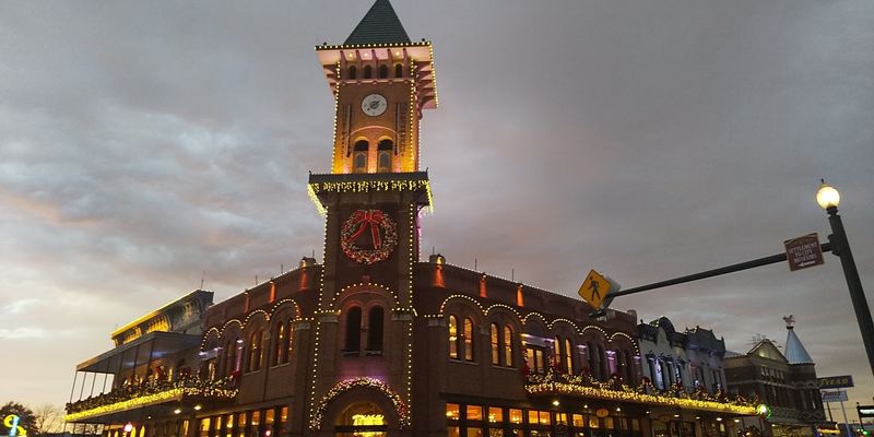 Affordable Accommodations and Off-Season Deals