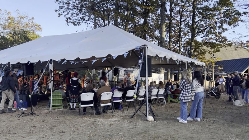 Meeting Spaces And Event Hosting Capabilities