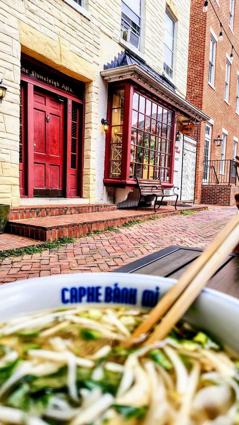 Caphe Banh Mi (Old Town Alexandria)