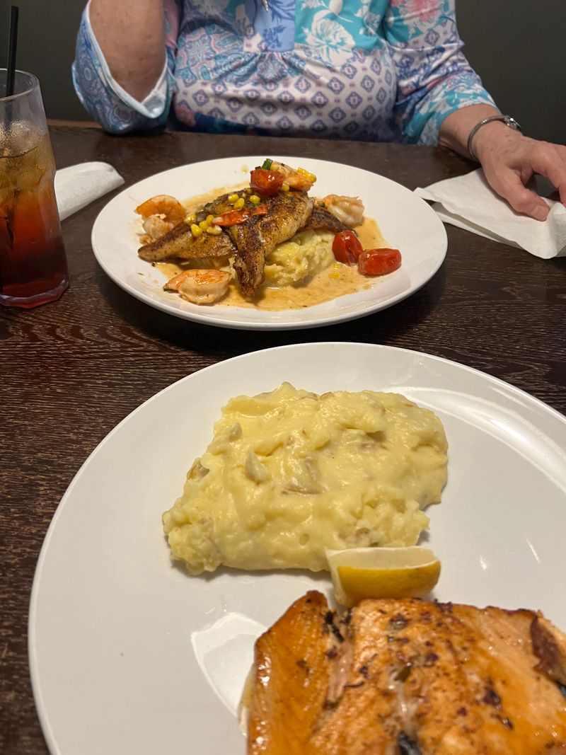 Kerr Lake Waterfront Dining