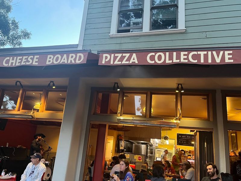 The Cheese Board Collective Pizzeria 