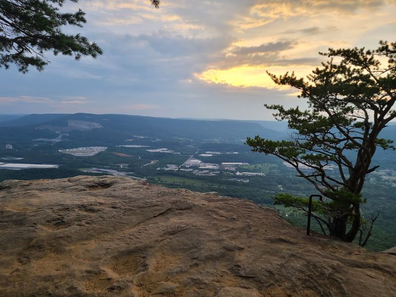 Sunset Rock (Lookout Mountain)