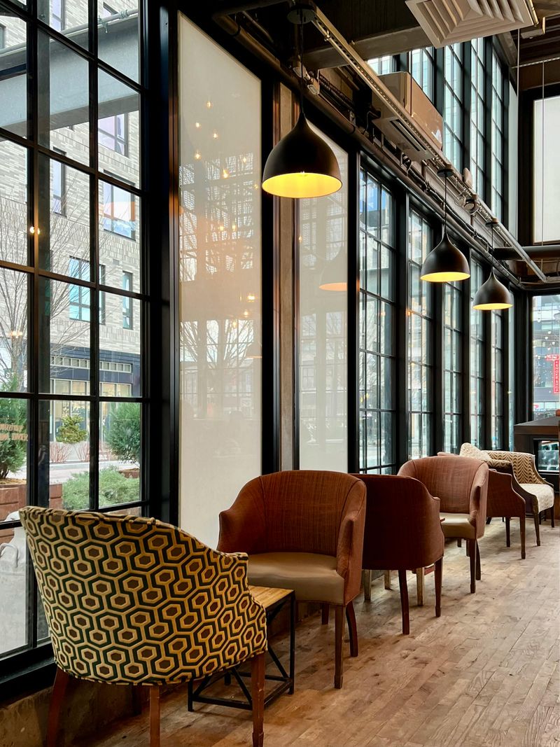 Cafés Redesigning Menus For Cameras, Not Regulars