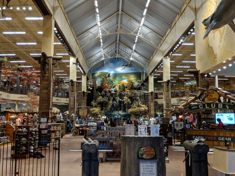 Bass Pro Shops Anchors the Outdoor Enthusiast Experience