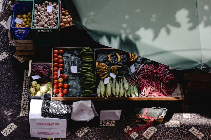 Market Schedules Adapt To Tourist Seasons
