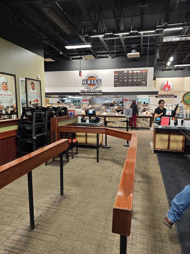 Golden Corral Buffet & Grill