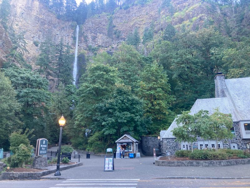 Gift Shop and Espresso Stand Convenience