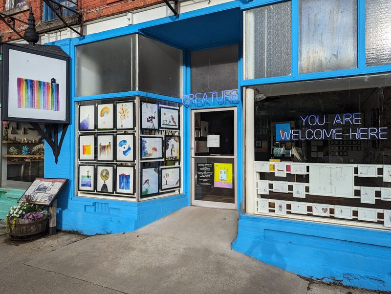 Locally Loved Artistic Community