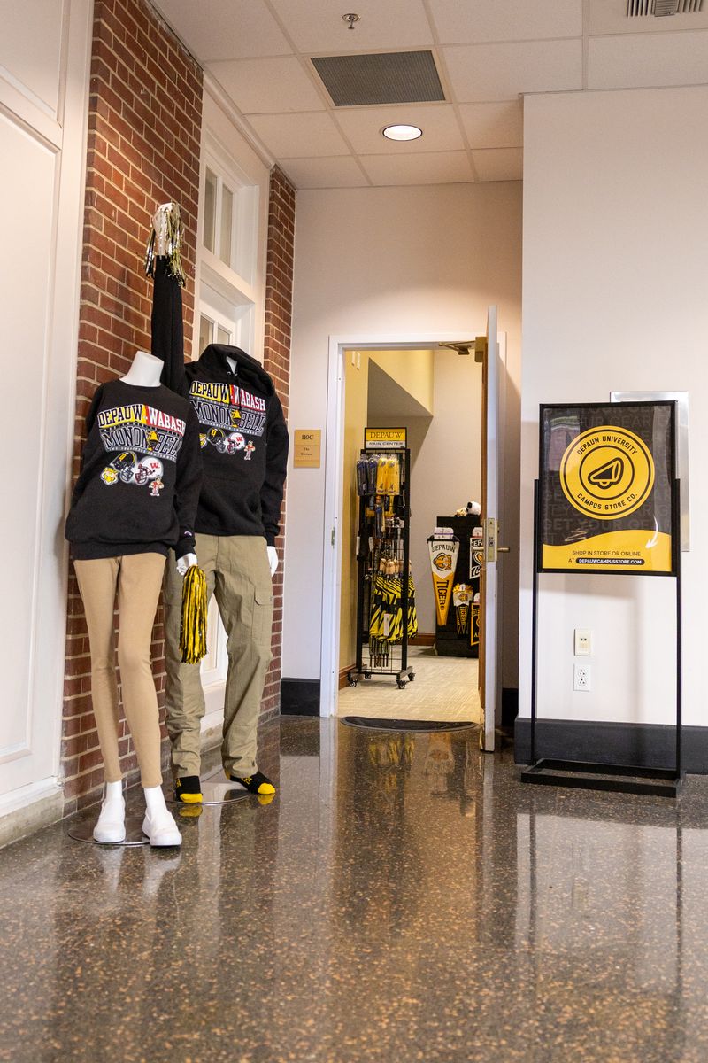 Eli's Books and Starbucks Celebrates Communiversity Culture