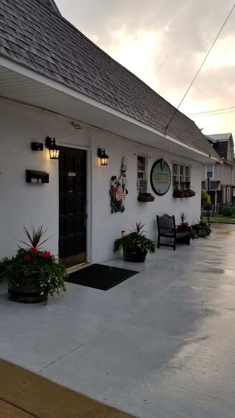 Marrone’s Pizzeria 