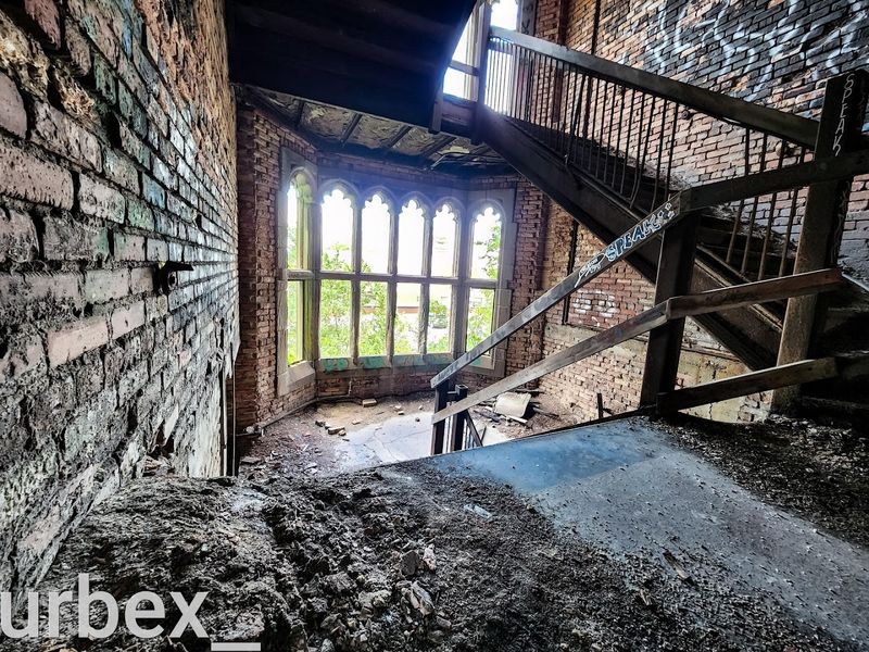 City Methodist Church (Transformers: Dark of the Moon) - Gary