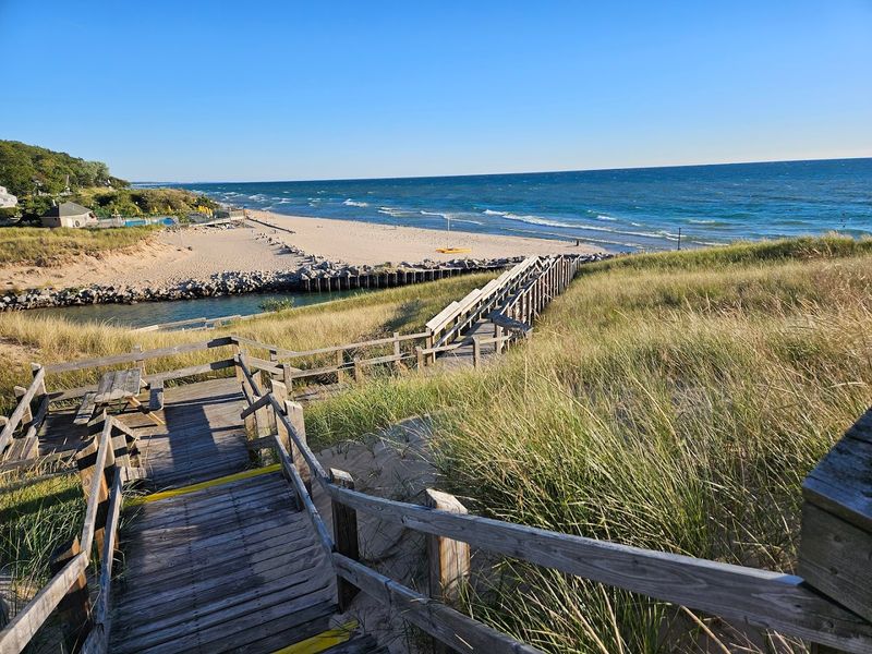 Lake Harbor Park (Norton Shores)