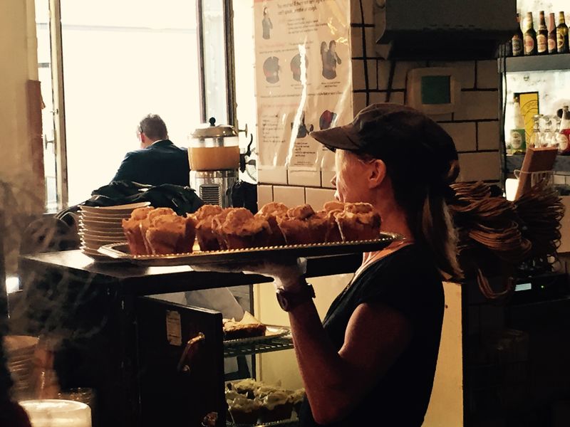 How To Pace The Day, Share Orders, Split Sandwiches, Stay Happy