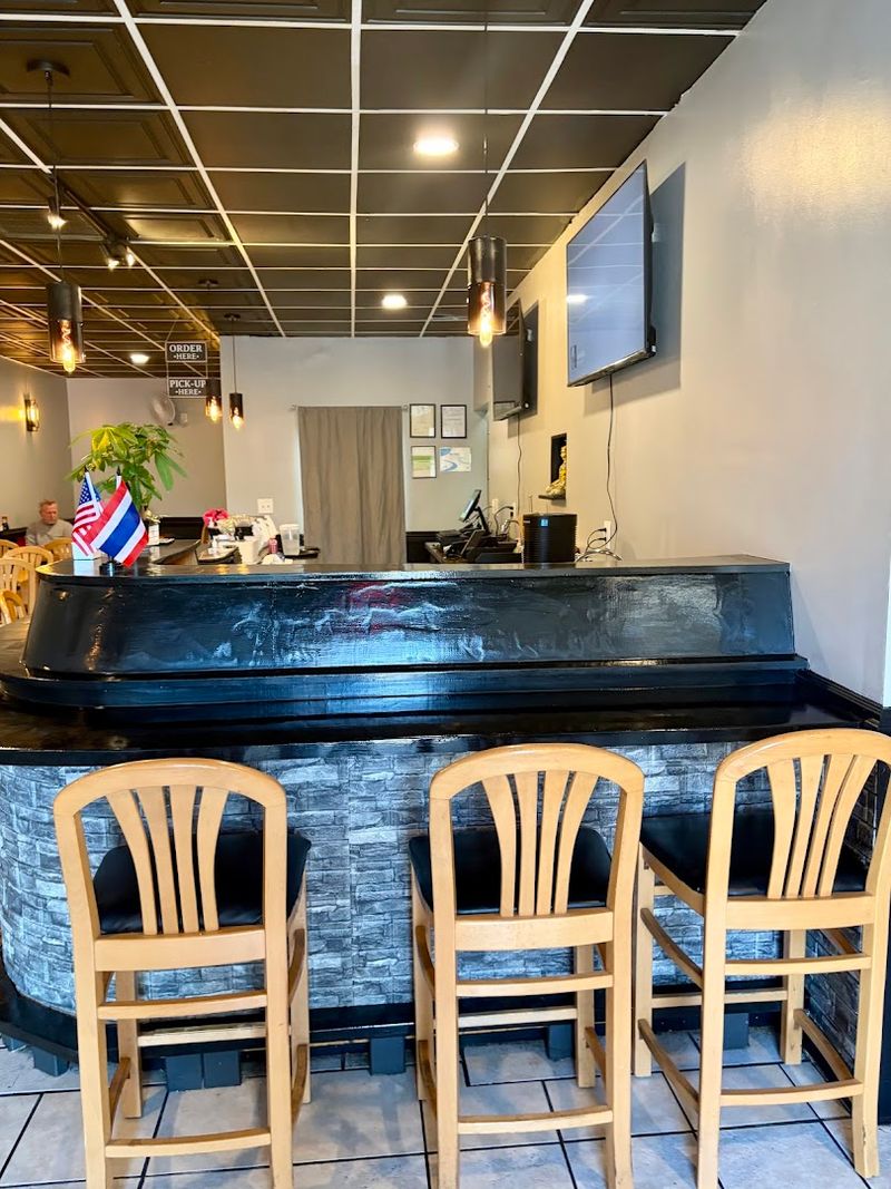 Bangkok Thai Cuisine (Virginia Beach)