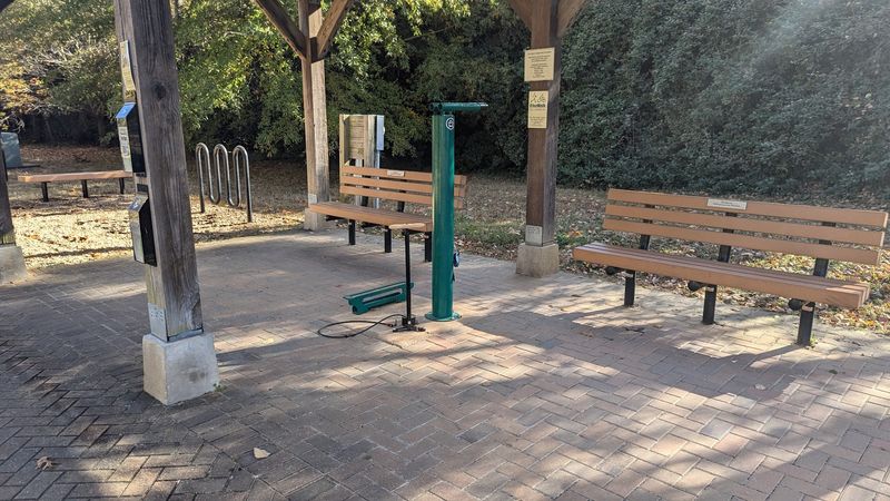 Local Amenities And Trail Support Services