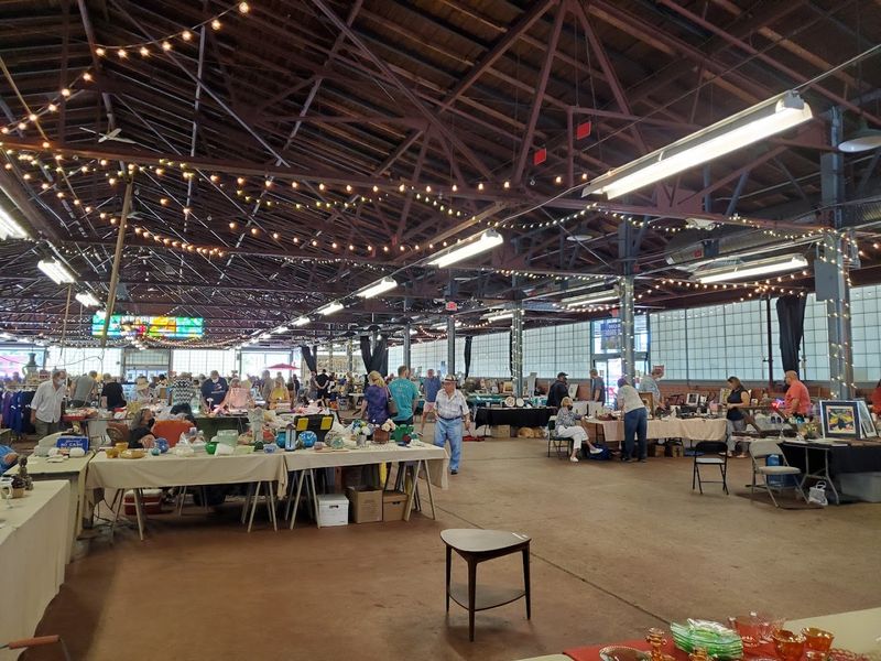 Royal Oak Farmers Market (Royal Oak)